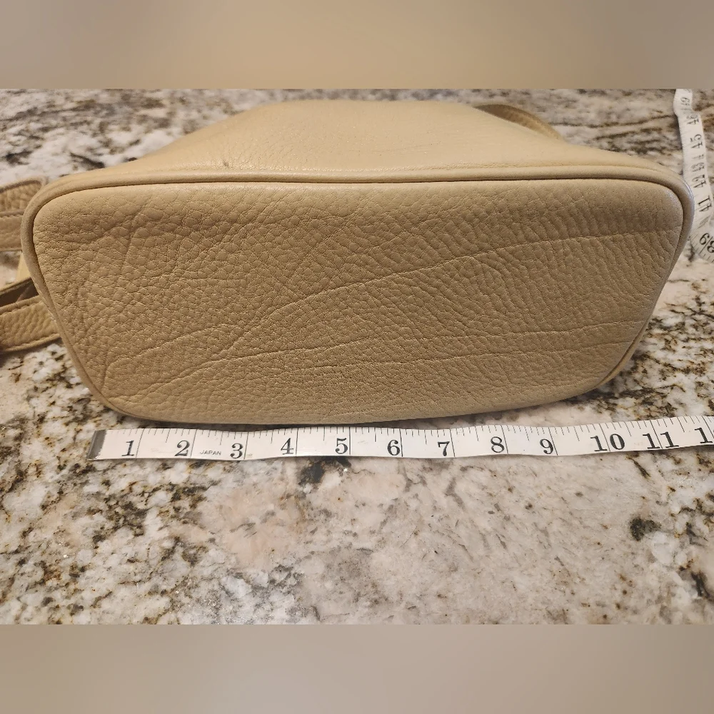 Coach this vintage coach